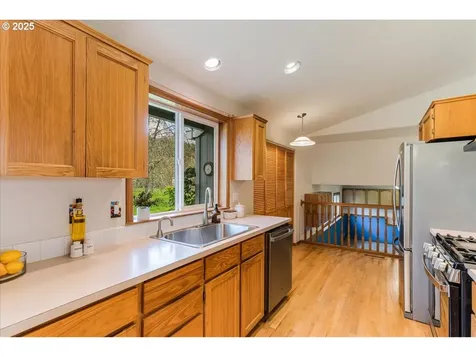 38535 SW Royjean Lane Gaston OR 97119