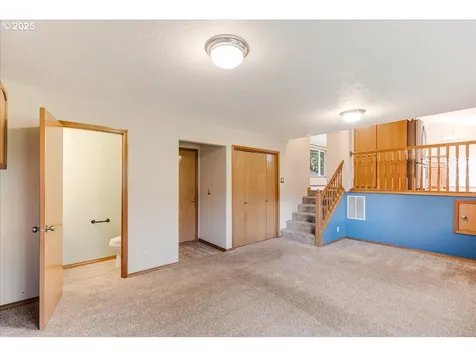 38535 SW Royjean Lane Gaston OR 97119