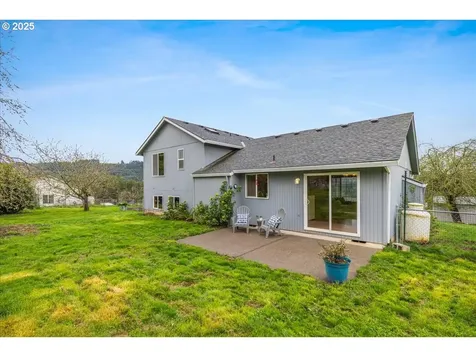 38535 SW Royjean Lane Gaston OR 97119