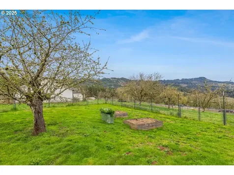 38535 SW Royjean Lane Gaston OR 97119