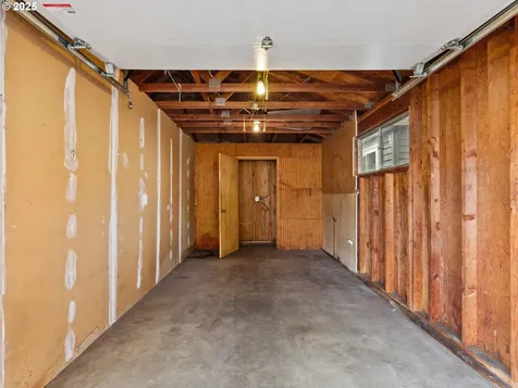 2419 SE 79th Avenue Portland OR 97206