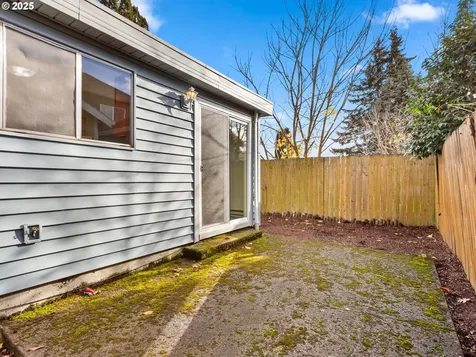 2419 SE 79th Avenue Portland OR 97206