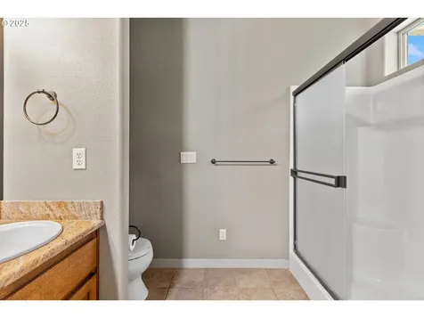 251 Winchester Creek Avenue Winchester OR 97495