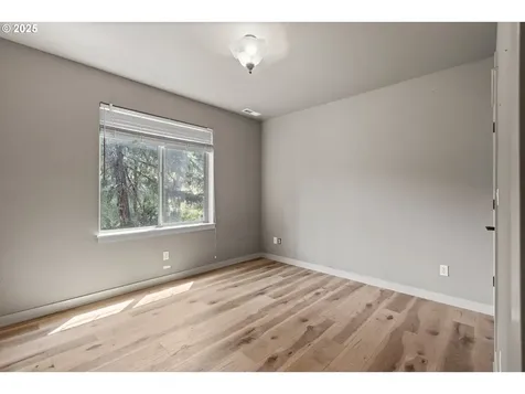 251 Winchester Creek Avenue Winchester OR 97495