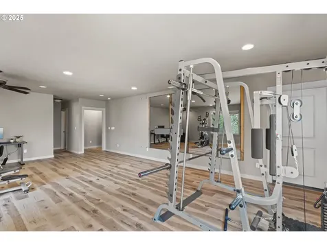 251 Winchester Creek Avenue Winchester OR 97495