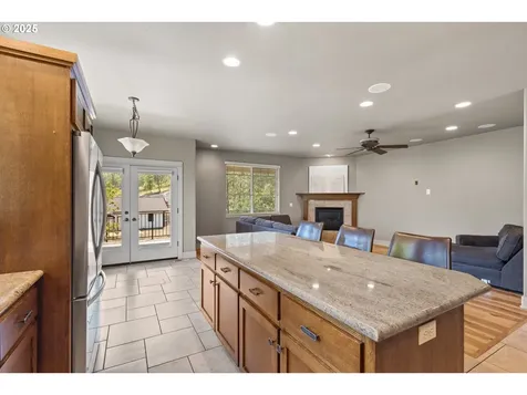 251 Winchester Creek Avenue Winchester OR 97495