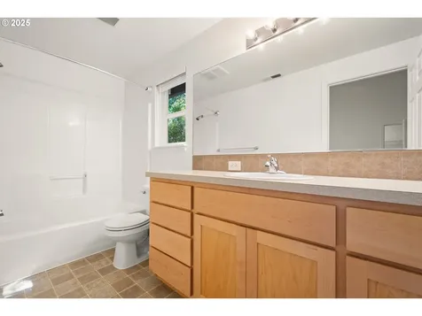 2607 NE 127th Avenue Vancouver WA 98684