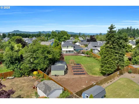 4449 Ivy Street Springfield OR 97478