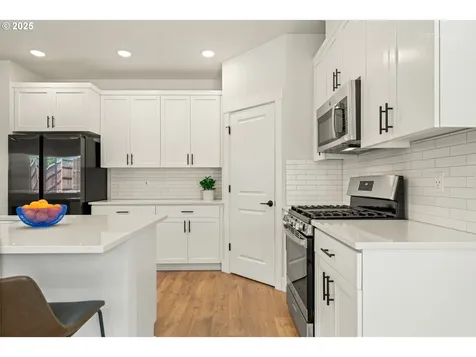 18331 SW Sugarloaf Lane Beaverton OR 97007