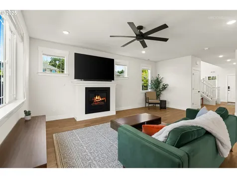18331 SW Sugarloaf Lane Beaverton OR 97007
