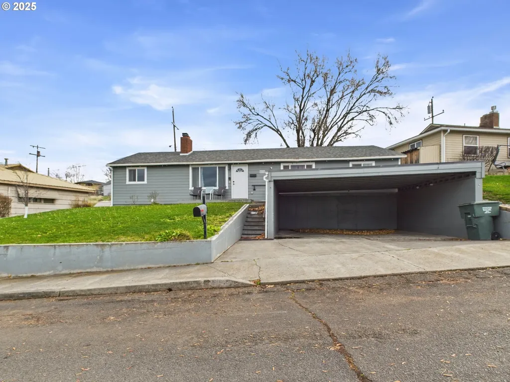 1800 SW Goodwin Place Pendleton OR 97801