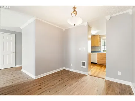 6181 SW Erickson Avenue Beaverton OR 97008