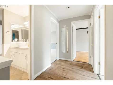6181 SW Erickson Avenue Beaverton OR 97008