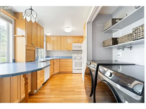 6181 SW Erickson Avenue Beaverton OR 97008