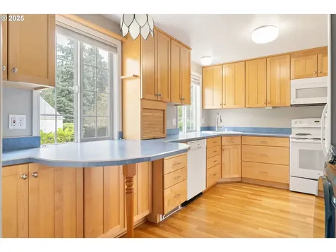 6181 SW Erickson Avenue Beaverton OR 97008