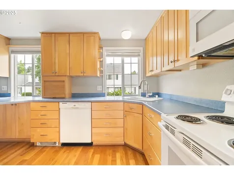 6181 SW Erickson Avenue Beaverton OR 97008