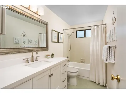 17870 NW Dogwood Court Beaverton OR 97006