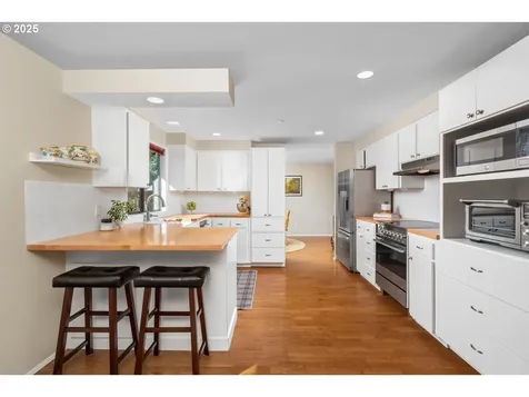 17870 NW Dogwood Court Beaverton OR 97006