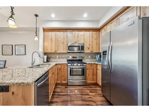 19677 SW Blackbear Court Beaverton OR 97006