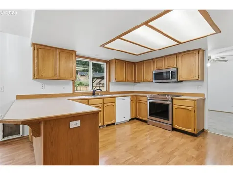9205 NE 148th Avenue Vancouver WA 98682