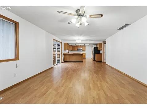9205 NE 148th Avenue Vancouver WA 98682