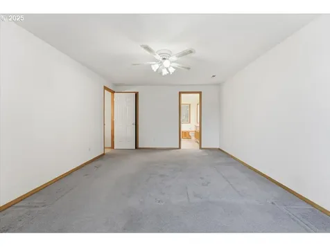 9205 NE 148th Avenue Vancouver WA 98682