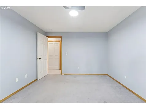 9205 NE 148th Avenue Vancouver WA 98682