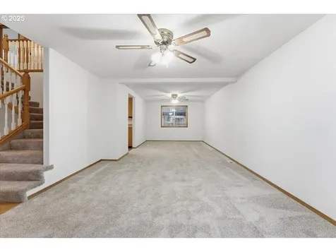 9205 NE 148th Avenue Vancouver WA 98682