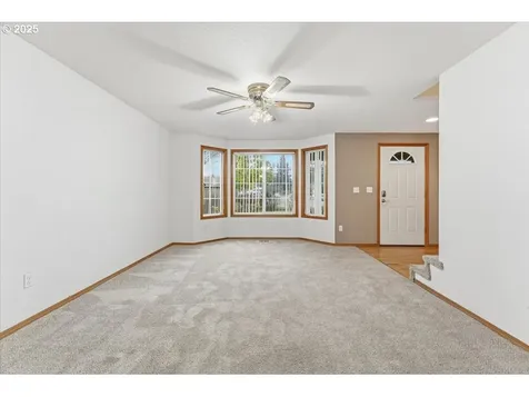 9205 NE 148th Avenue Vancouver WA 98682