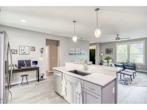 3201 NW Mast Avenue Lincoln City OR 97367