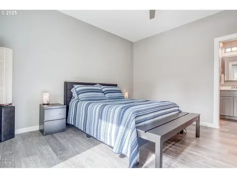 3201 NW Mast Avenue Lincoln City OR 97367