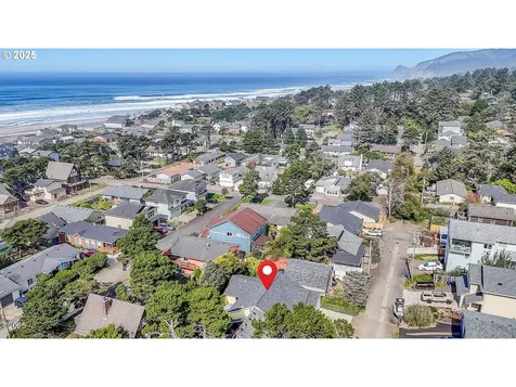 3201 NW Mast Avenue Lincoln City OR 97367