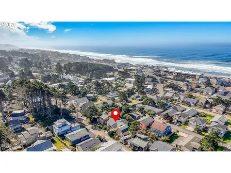 3201 NW Mast Avenue Lincoln City OR 97367