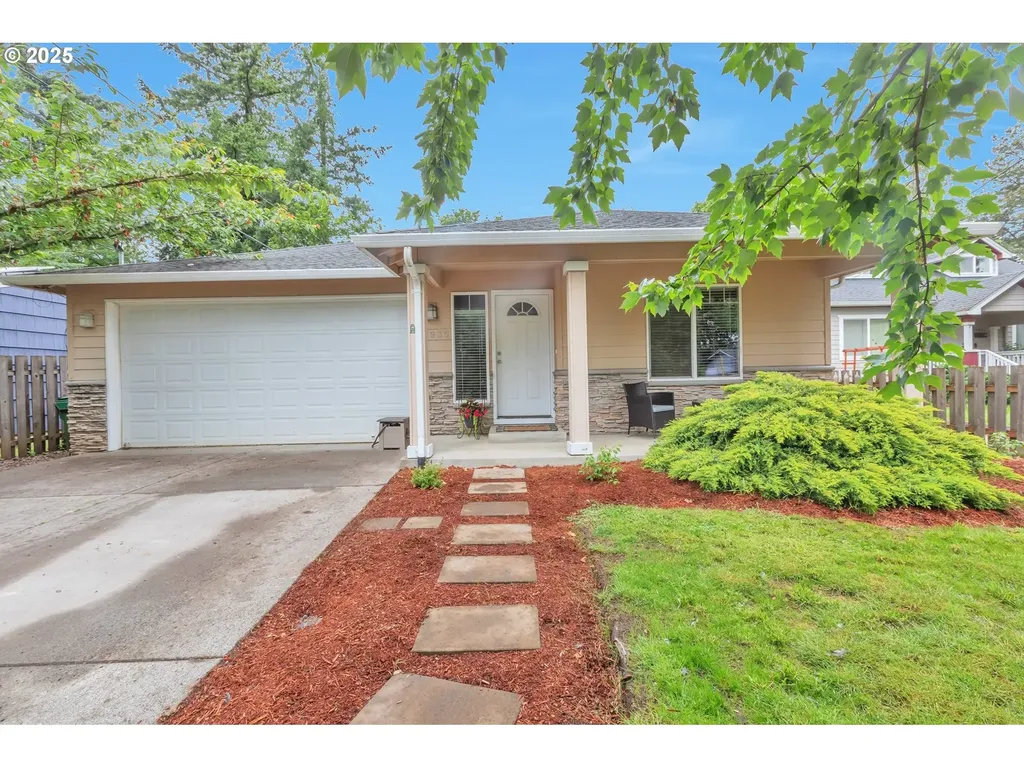 14935 SE Mill Street Portland OR 97233