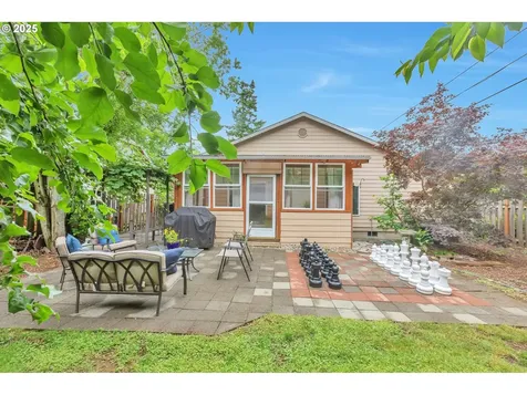 14935 SE Mill Street Portland OR 97233