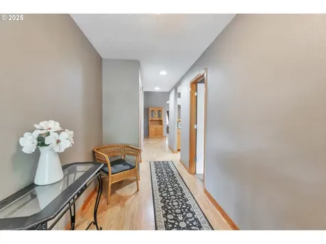 14935 SE Mill Street Portland OR 97233