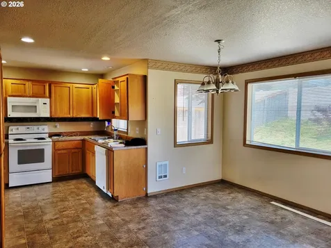 2316 NW 4th Street Battle Ground WA 98604