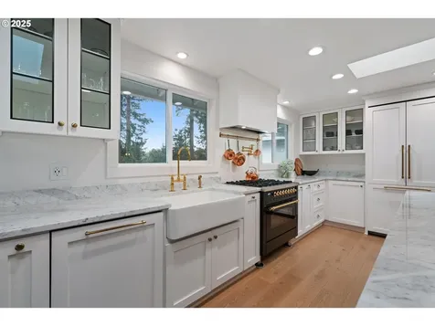 31616 SW Isle Way Lane West Linn OR 97068