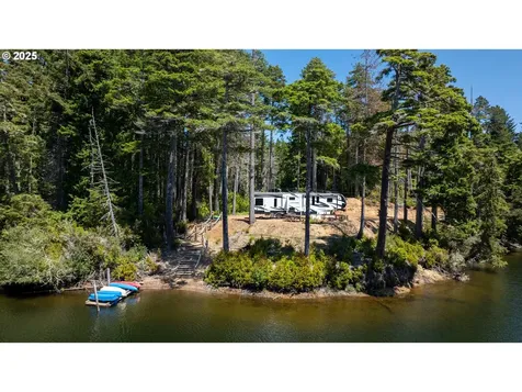 70298 Highway 101 North Bend OR 97459