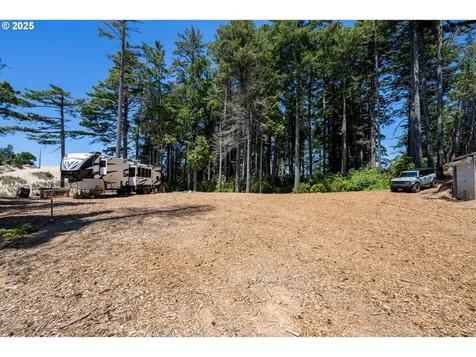 70298 Highway 101 North Bend OR 97459