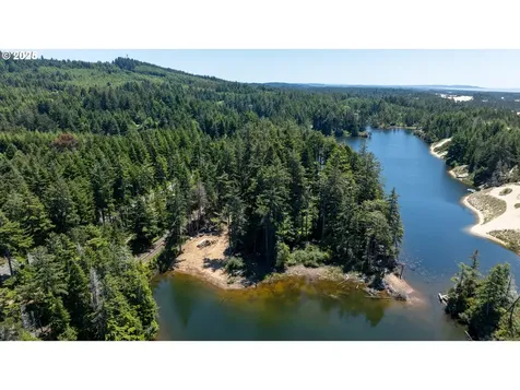 70298 Highway 101 North Bend OR 97459