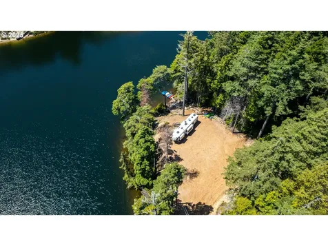 70298 Highway 101 North Bend OR 97459