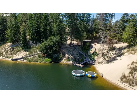 70298 Highway 101 North Bend OR 97459