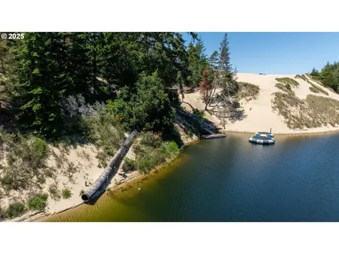 70298 Highway 101 North Bend OR 97459