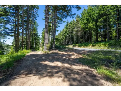 70298 Highway 101 North Bend OR 97459