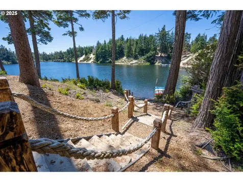 70298 Highway 101 North Bend OR 97459