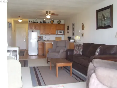 304 NW 14th Street NW Long Beach WA 98631