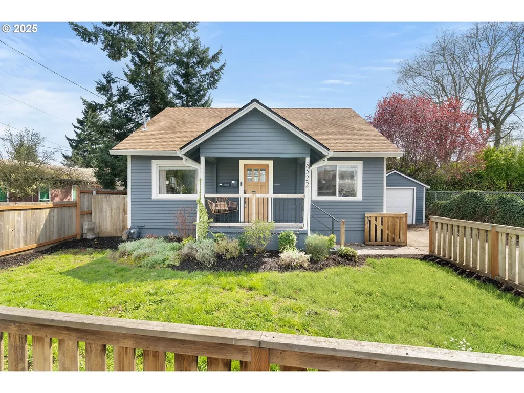 8522 N Saint Louis Avenue Portland OR 97203