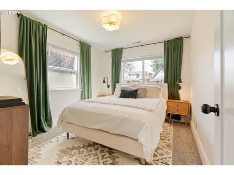 8522 N Saint Louis Avenue Portland OR 97203