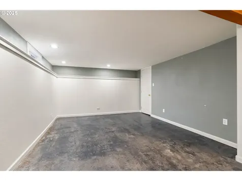 8522 N Saint Louis Avenue Portland OR 97203